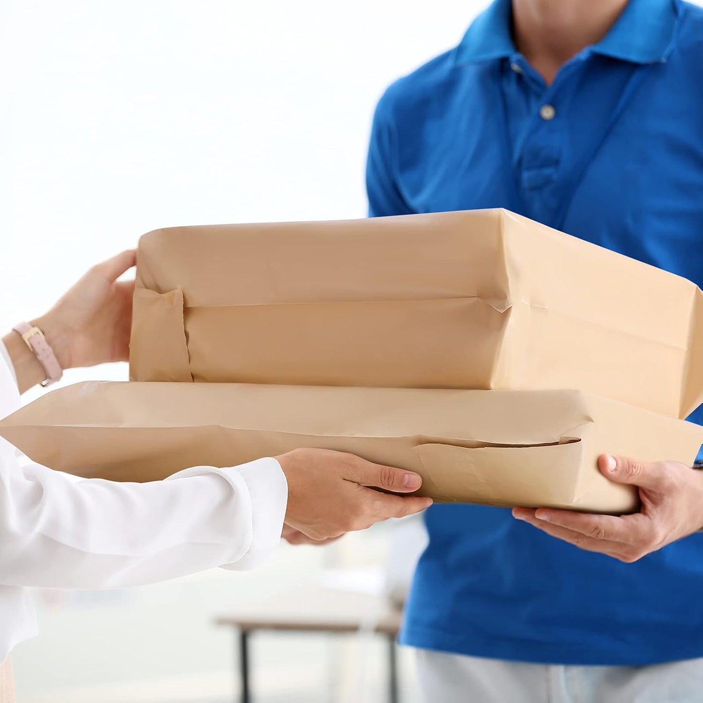 Metronic Poly Mailers 14.5x19 500 Pcs | Medium Size Shipping Bags for Clothes | Large Poly Mailer Bags, Shipping Envelopes, Mailing Bags for Small Business, Strong Adhensive Poly Bags Beige