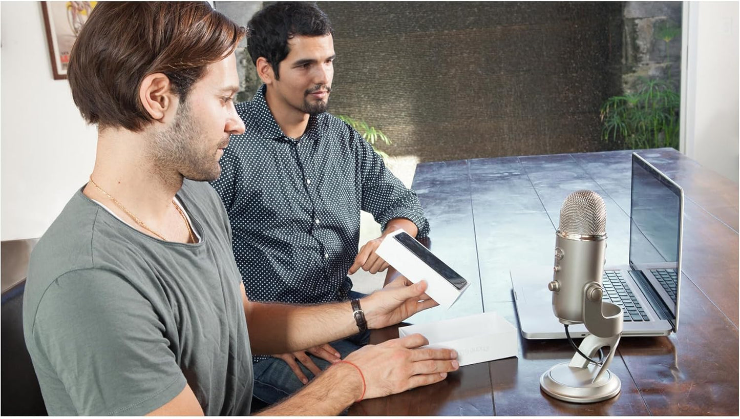 Logitech Creators Blue Yeti USB Microphone for Gaming, Streaming, Podcast, YouTube, Discord, PC, Studio Sound, Plug & Play-Silver