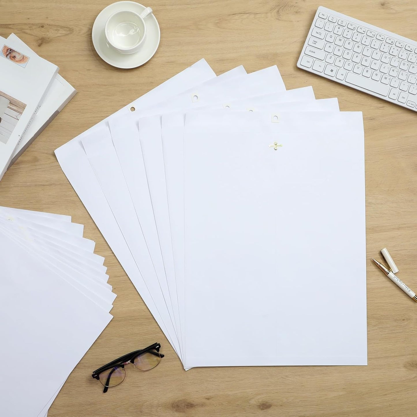 40 Pcs Extra Large Mailing Clasp Envelopes 14 x 18 Inch Jumbo Kraft Catalog Manila Envelope with Clasp Closure for Oversized Big Document Office Home Business School Storing Mailing(White)