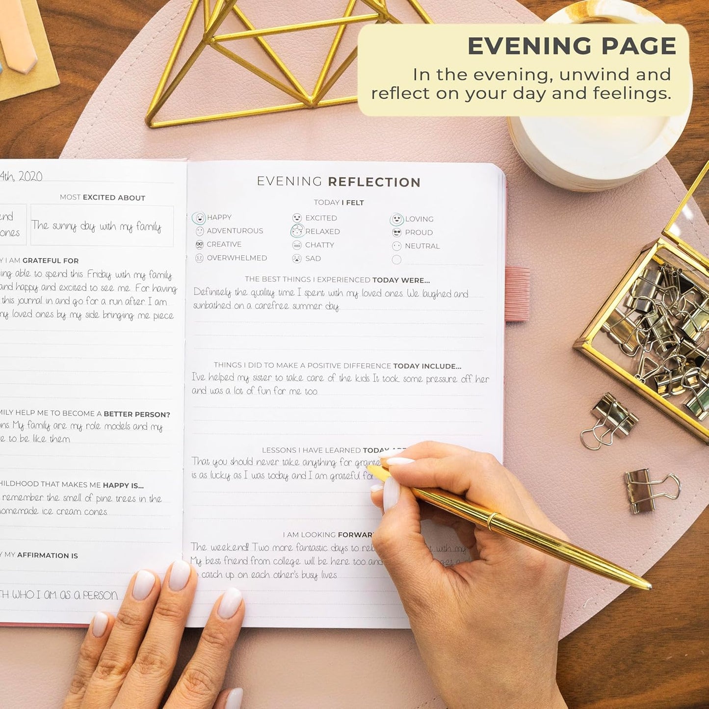 Clever Fox Gratitude Journal – Happiness, Positivity & Affirmation Daily Journal – Inspirational Daily Notebook – 3 Months, A5 (Light Pink)